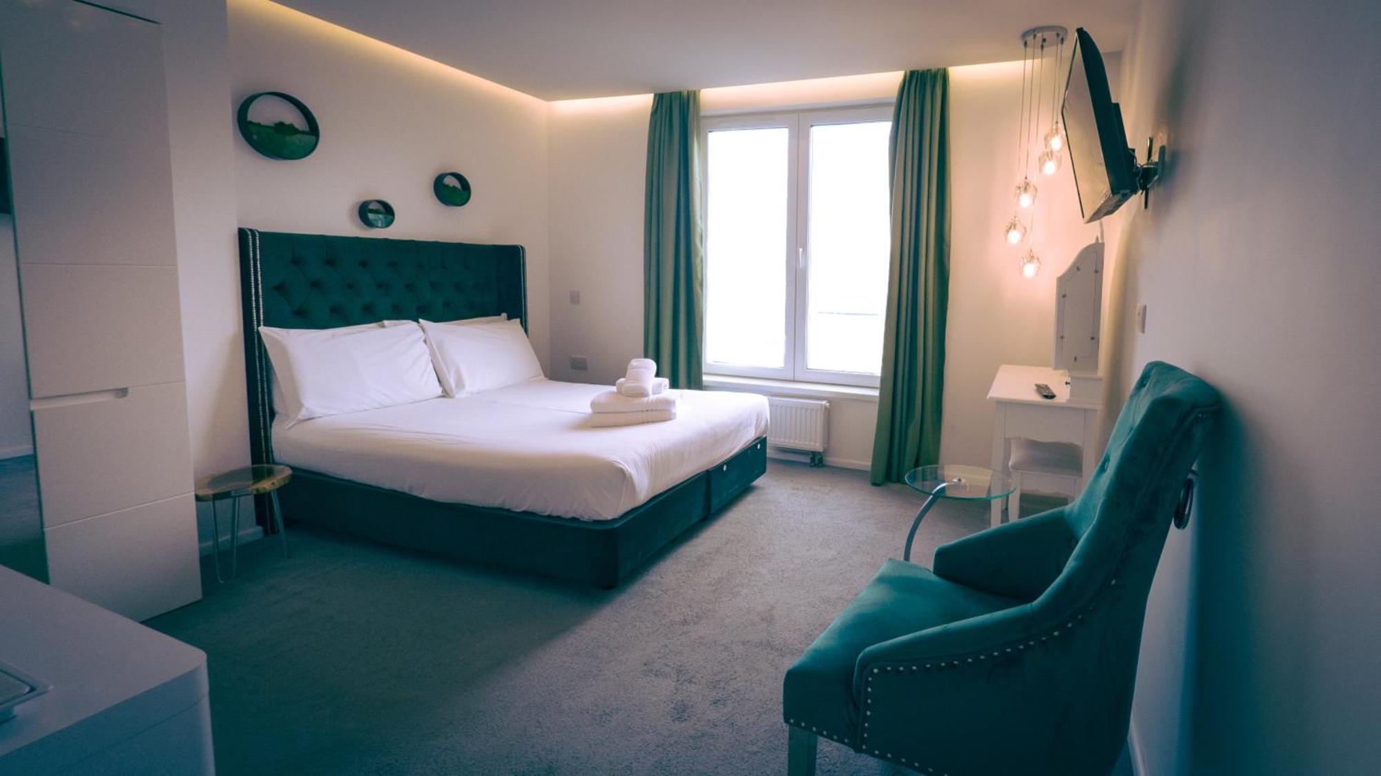Oyo Newquay Beach Hotel Экстерьер фото