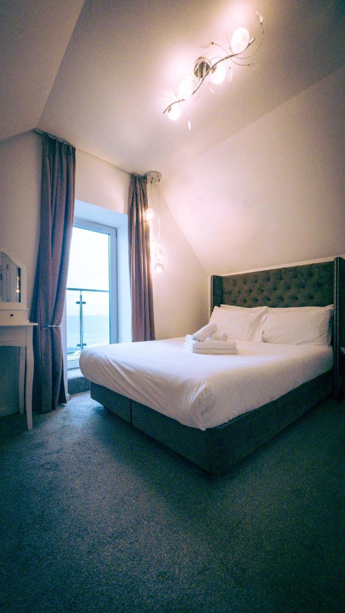 Oyo Newquay Beach Hotel Экстерьер фото